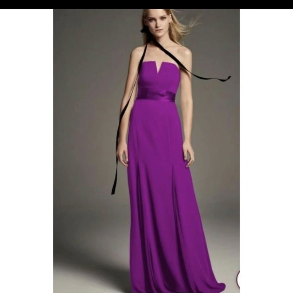 Vera Wang White Formal Gown